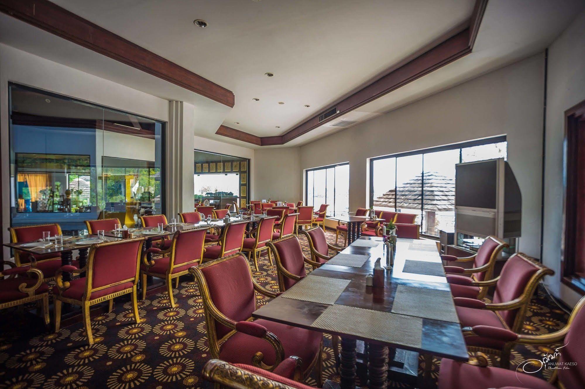 Gassan Legacy Golf Club Hotel Lamphun Kültér fotó