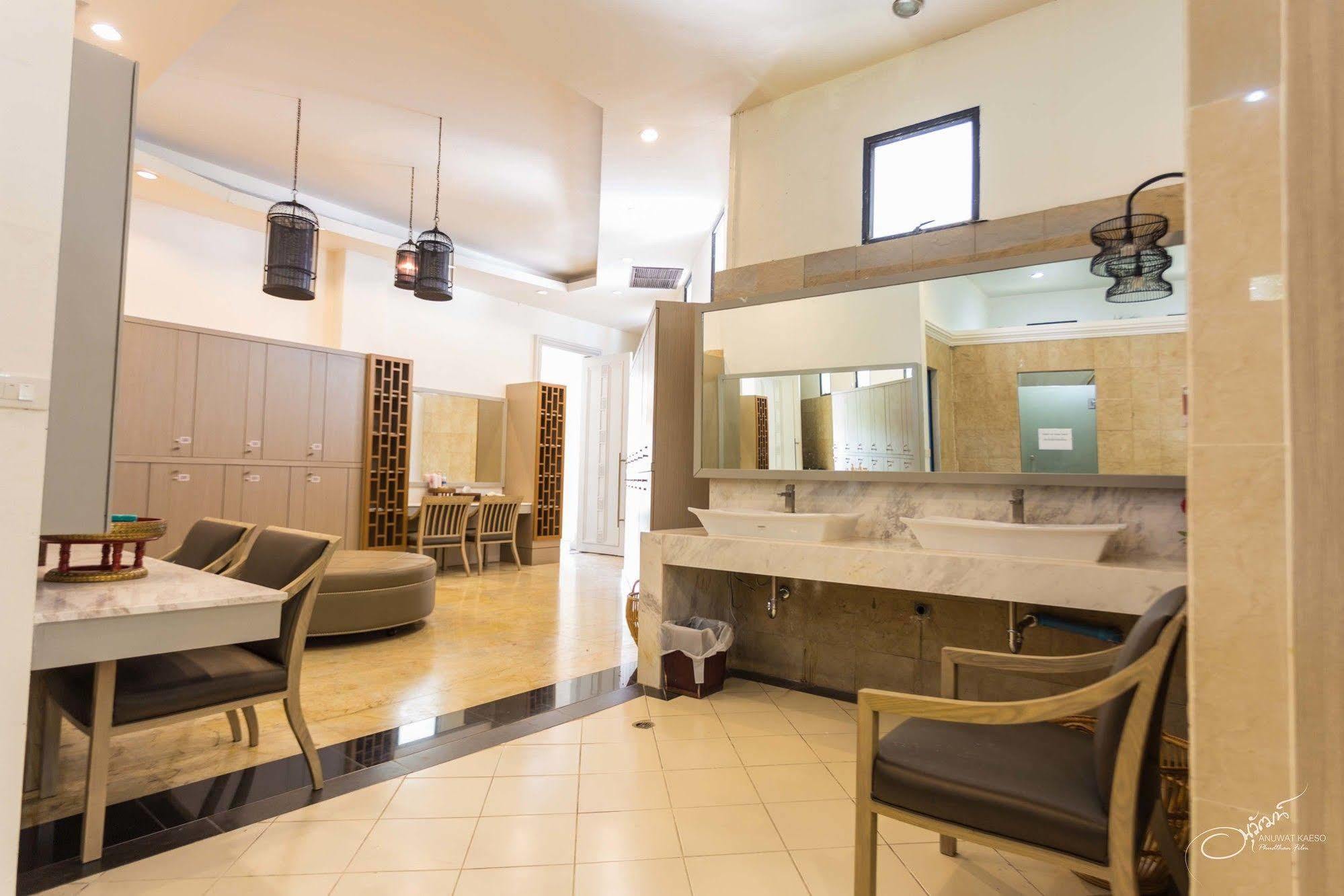 Gassan Legacy Golf Club Hotel Lamphun Kültér fotó