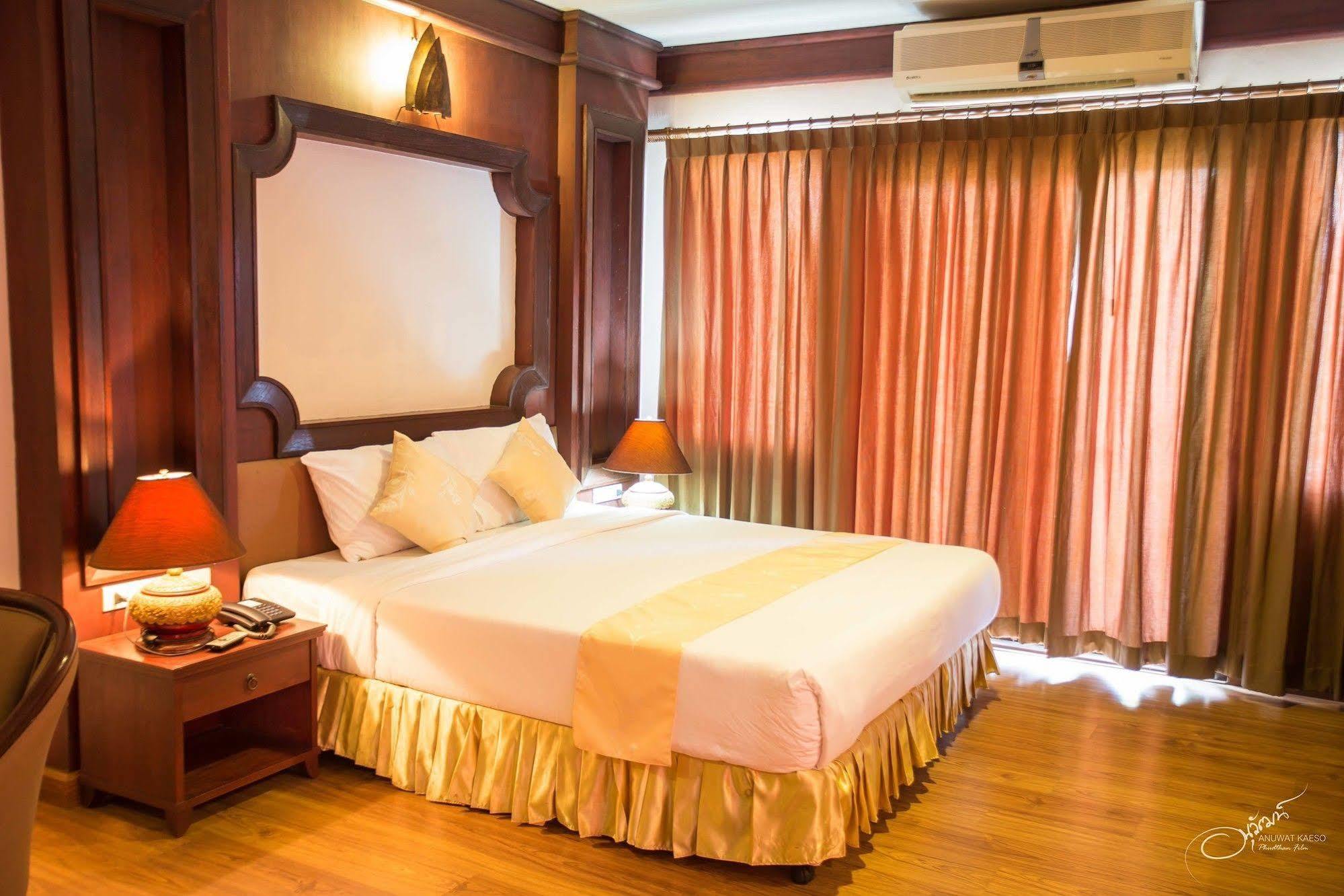 Gassan Legacy Golf Club Hotel Lamphun Kültér fotó